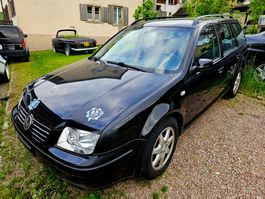 VW Bora Kombi, Benzin, Automat, 259200 km, läuft und funktio