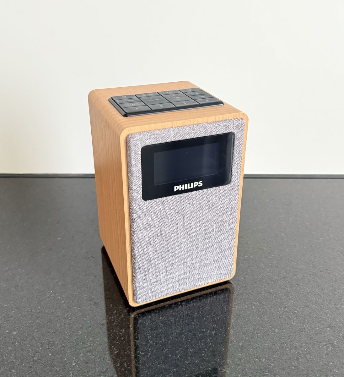 Philips Radio: Radio Philips DAB+ TAR5005/10 – Usato da Bern venduto da LM08