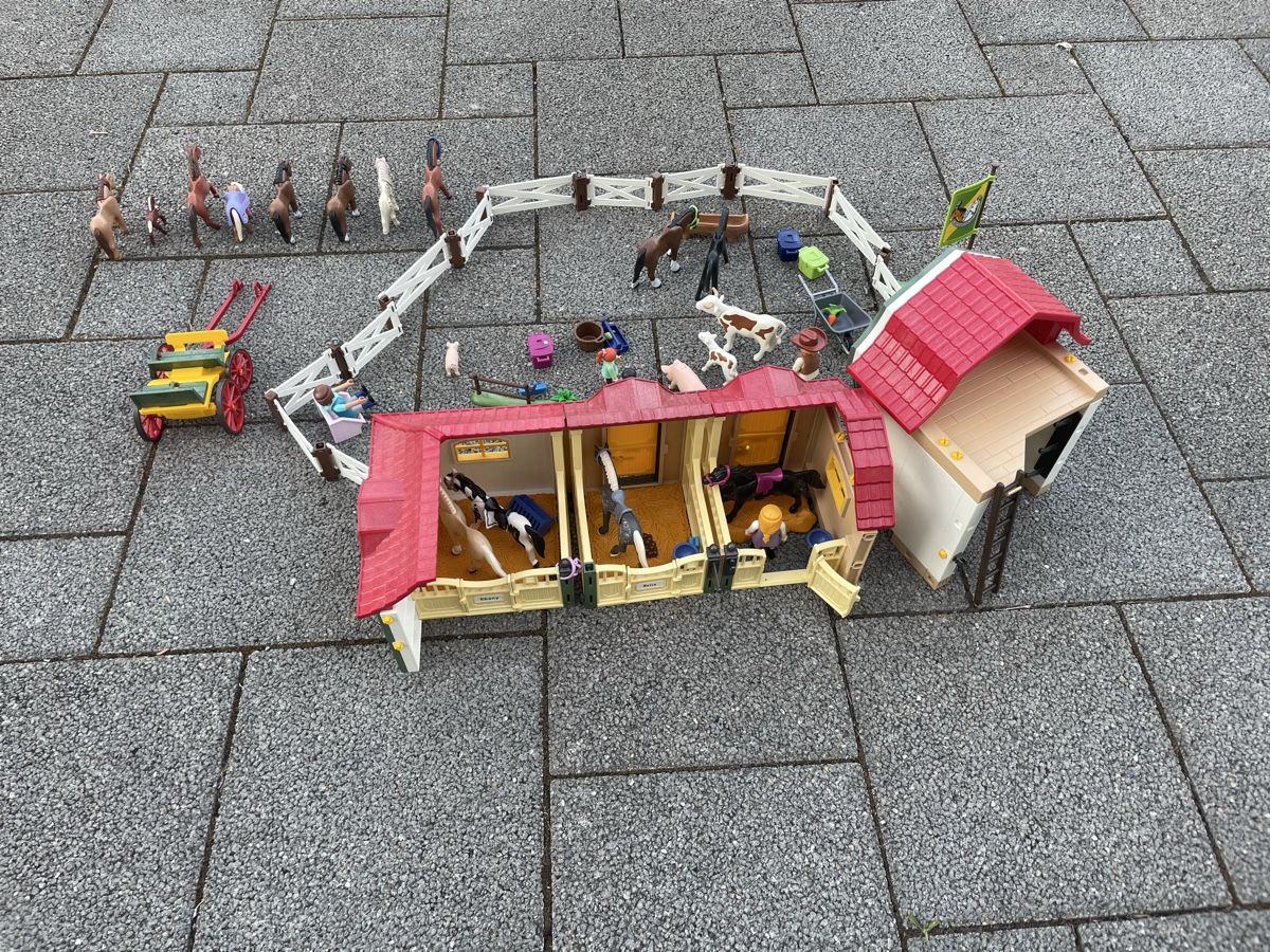 Playmobil Jouets: Playmobil Pferdehof – D'occasion à Kriens par Vk77 4