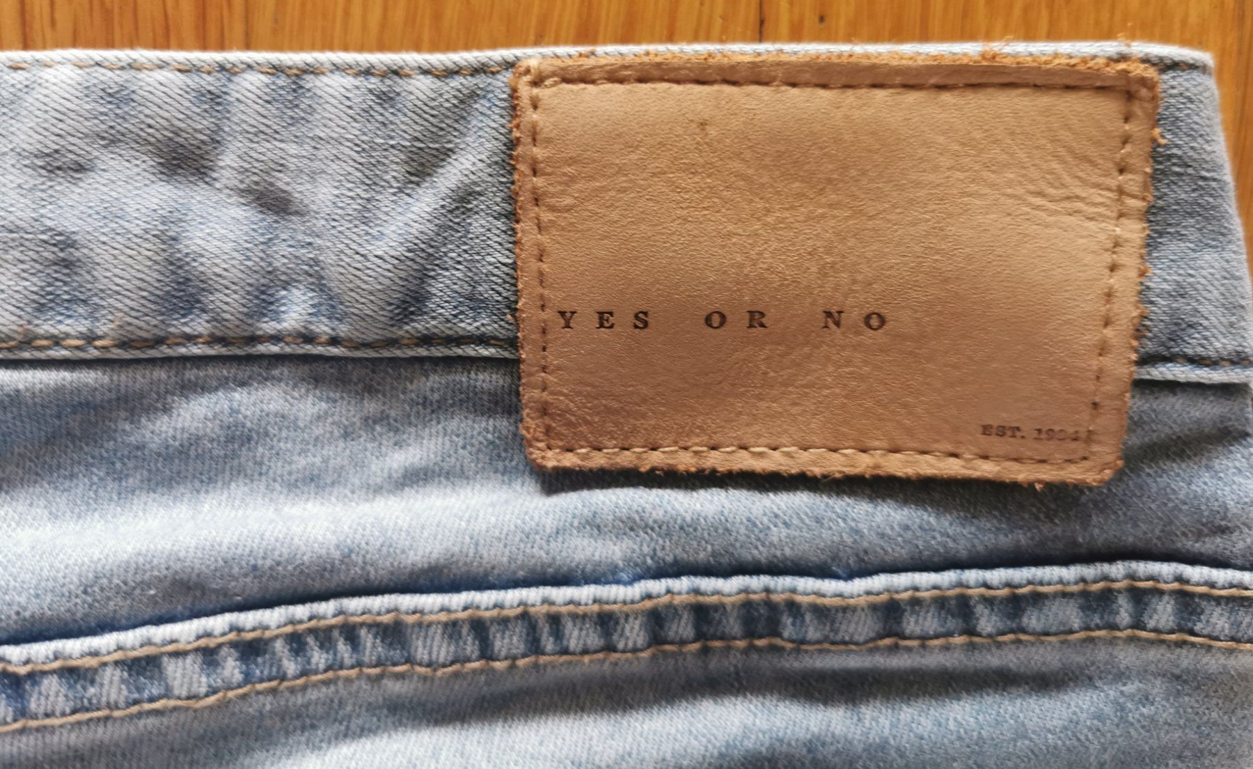Yes Or No Jeans: YES OR NO JEANS – Gebraucht aus Emmenbrücke von Herzog07 1