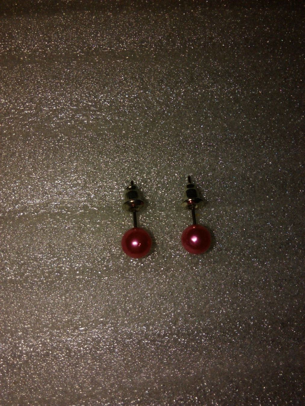 Boucles d'oreille: OHRRINGE MODESCHMUCK,,ROT FARBE,,GLANZIG – Neuf (Voir description) à Basel par bijoutrie_4 1