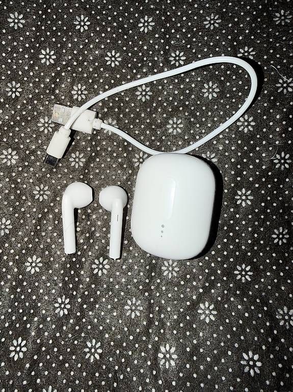 Kopfhörer: Kabellose Bluetooth-Kopfhörer mit Ladecase – Gebraucht aus Zürich von meti1975 3