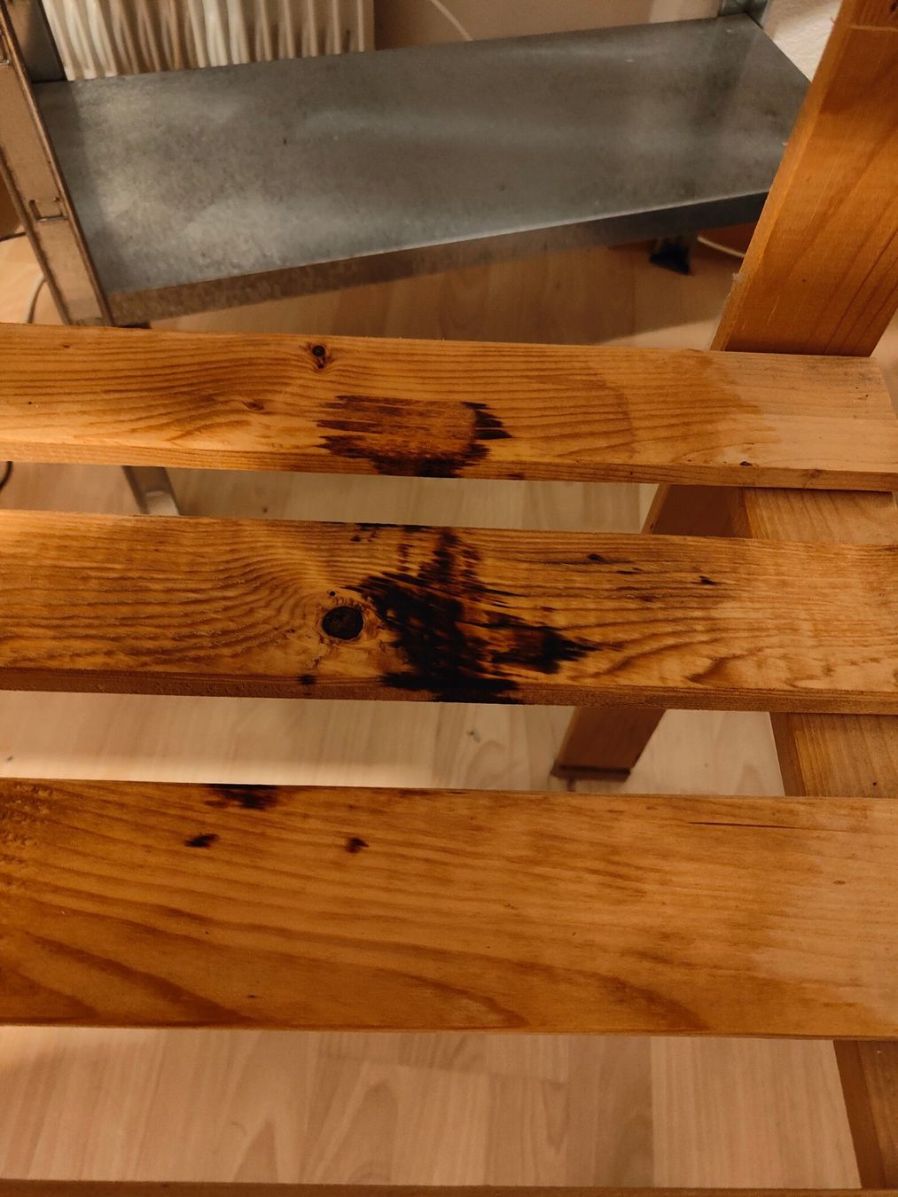 Regale: Gestell aus Holz – Gebraucht aus Studen BE von Paplo 1