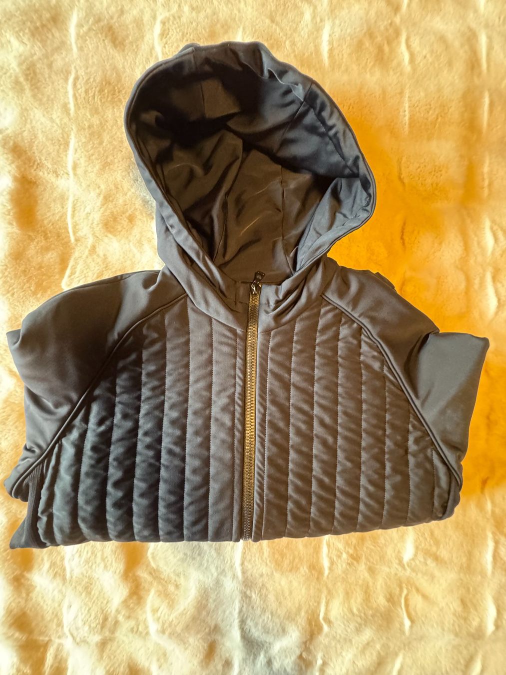 Prada Vestes: Vintage Prada Nylon/Wool Jacket – Brand New – D'occasion à Grund b. Gstaad par ReLuxe 8