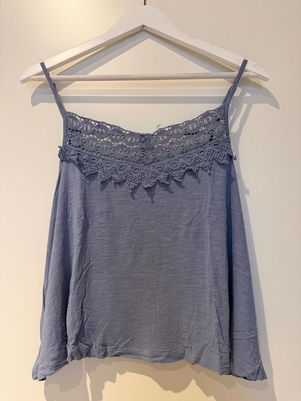 Top: Top mit Spitze, blau, Grösse 38 – Usato da Zürich venduto da cfh_cg22