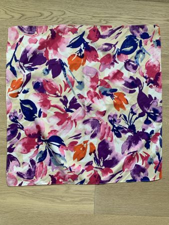 Floral Scarf - Bright Colours, Spring/Summer 🌺☀️