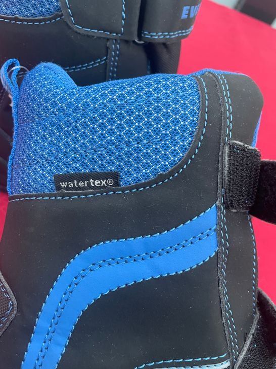 Everest Scarpe per ragazzi: Neu Kinder Winter Stiefel Boots Everest 38 – Nuovo e nell'imballaggio originale da Bergdietikon venduto da antovale 2