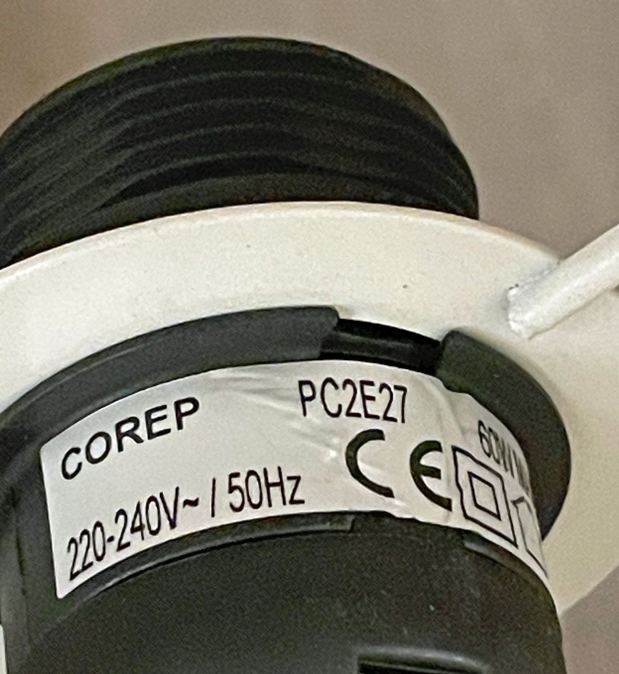 Lampen: Tischlampe mit Keramik-Fuss – Neu (gemäss Beschreibung) aus Chur von elifornico 4