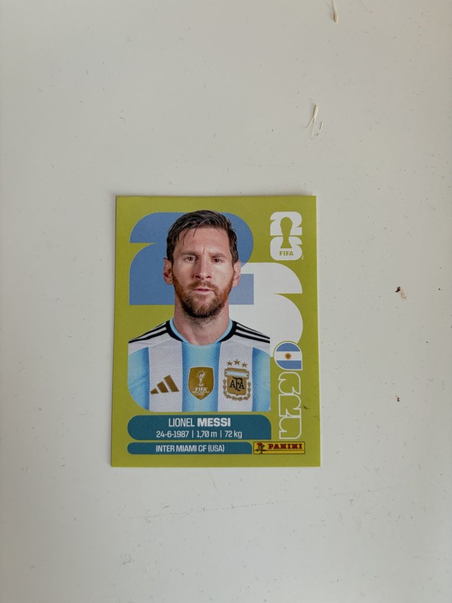 Panini Cartes à collectionner: Carte Lionel Messi Panini 2026 – Neuf (Voir description) à Grand-Lancy par Andreas.13