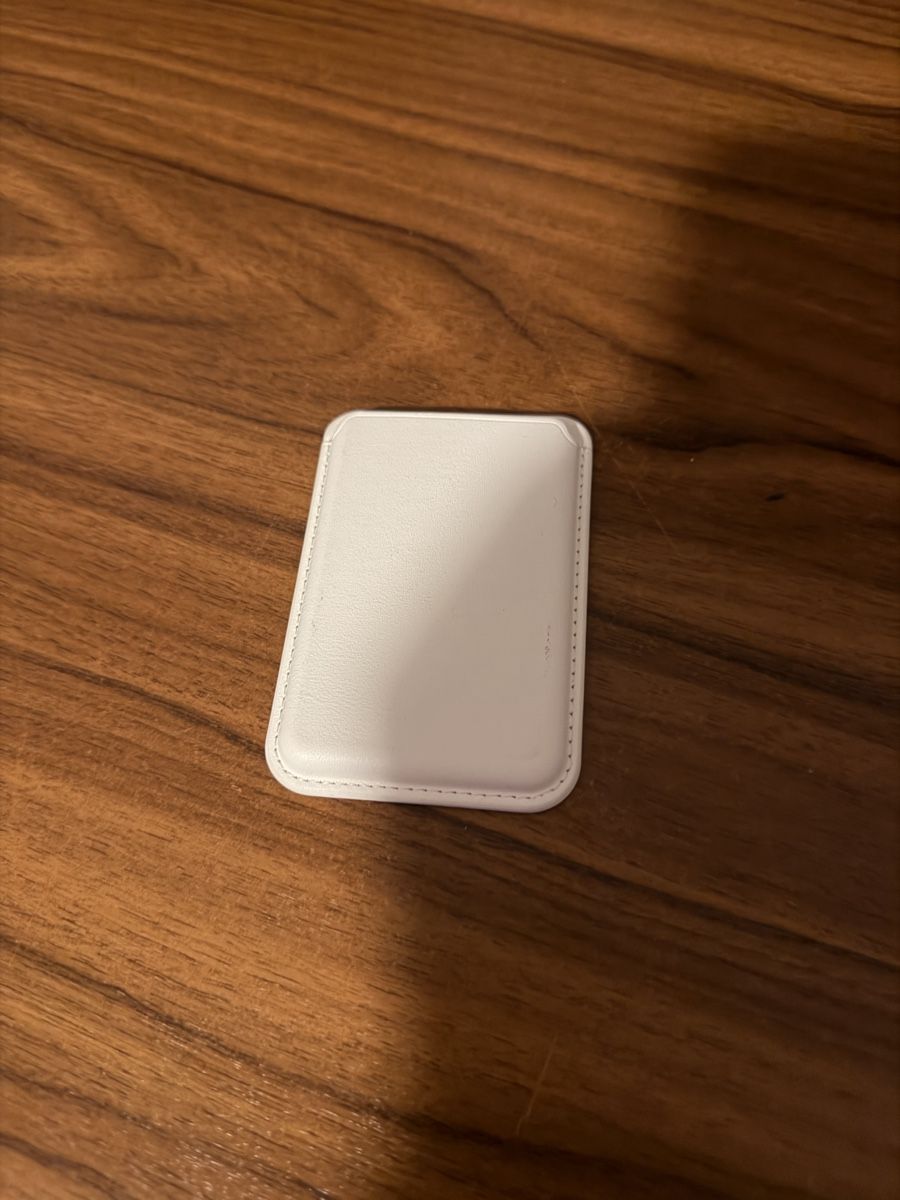 Brieftaschen: Magsafe Portmonaie – Gebraucht aus Langenthal von N4900