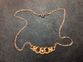 Edles Collier mit 3 Diamanten aus 18 Karat Gelbgold Au 750