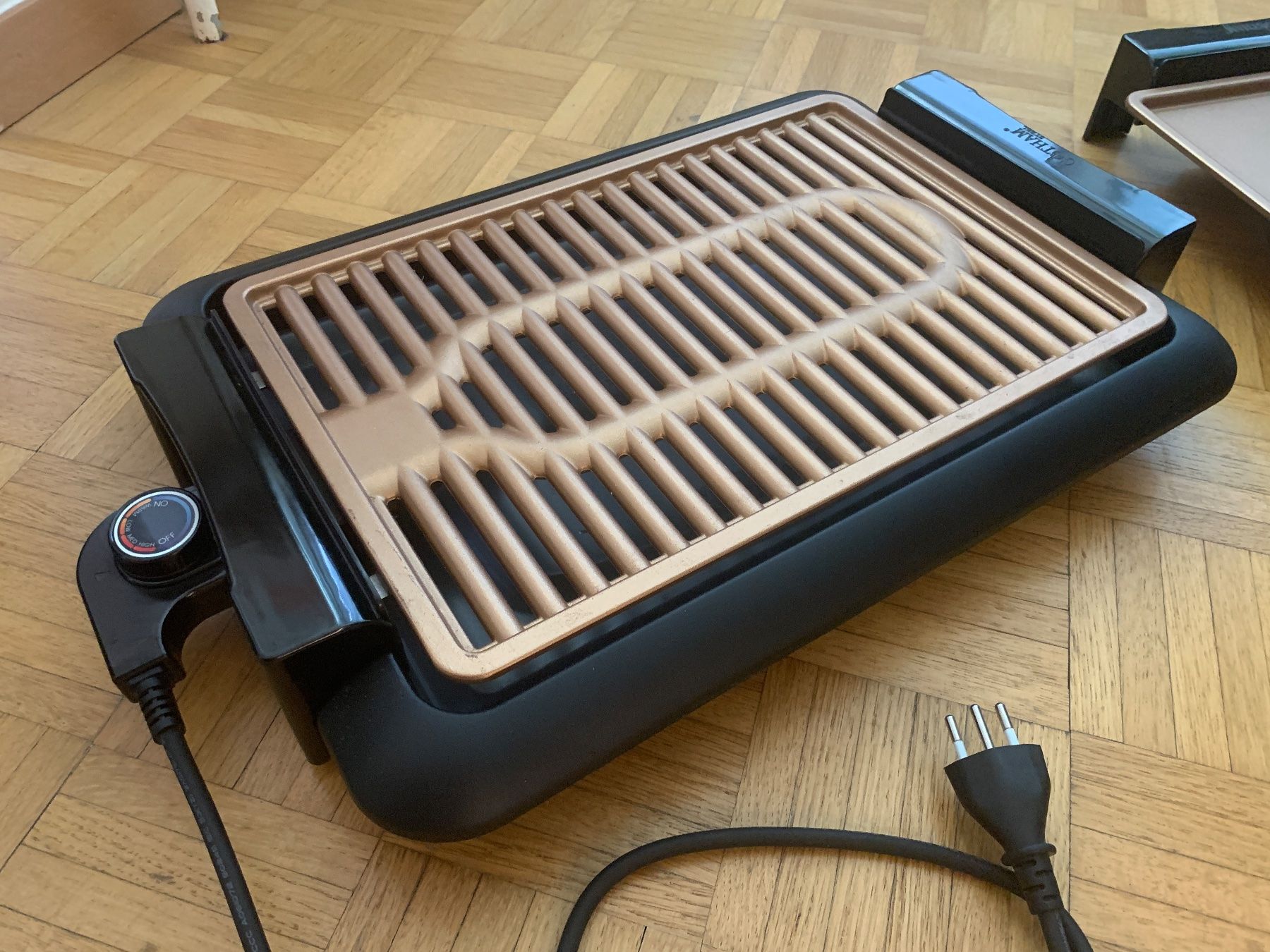 Griglie: Gotham Steel Grill – Usato da Richterswil venduto da EXC537 2