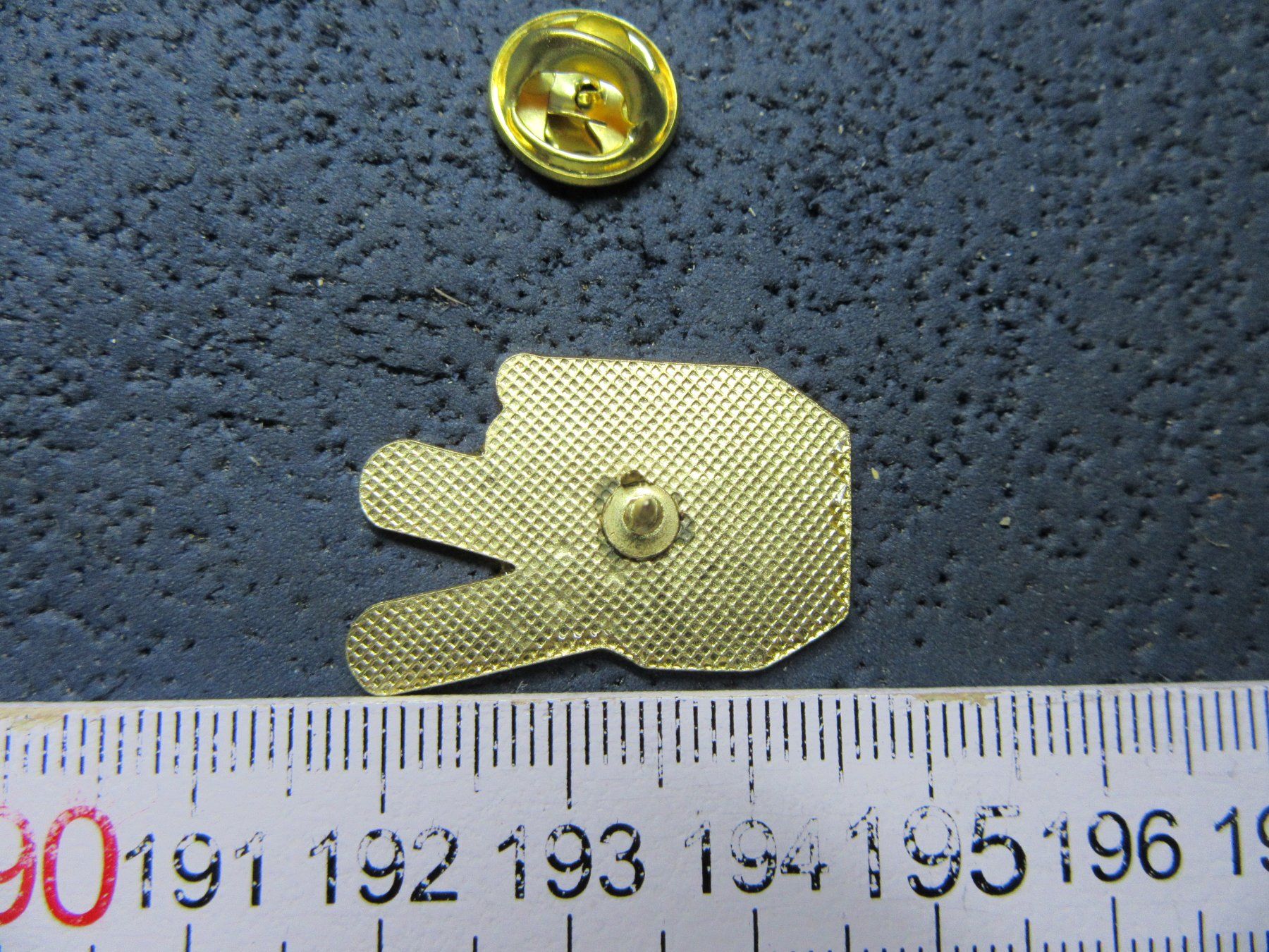 Placchette & Badge: USA V PIN – Usato da Ettingen venduto da Hausi4711 1