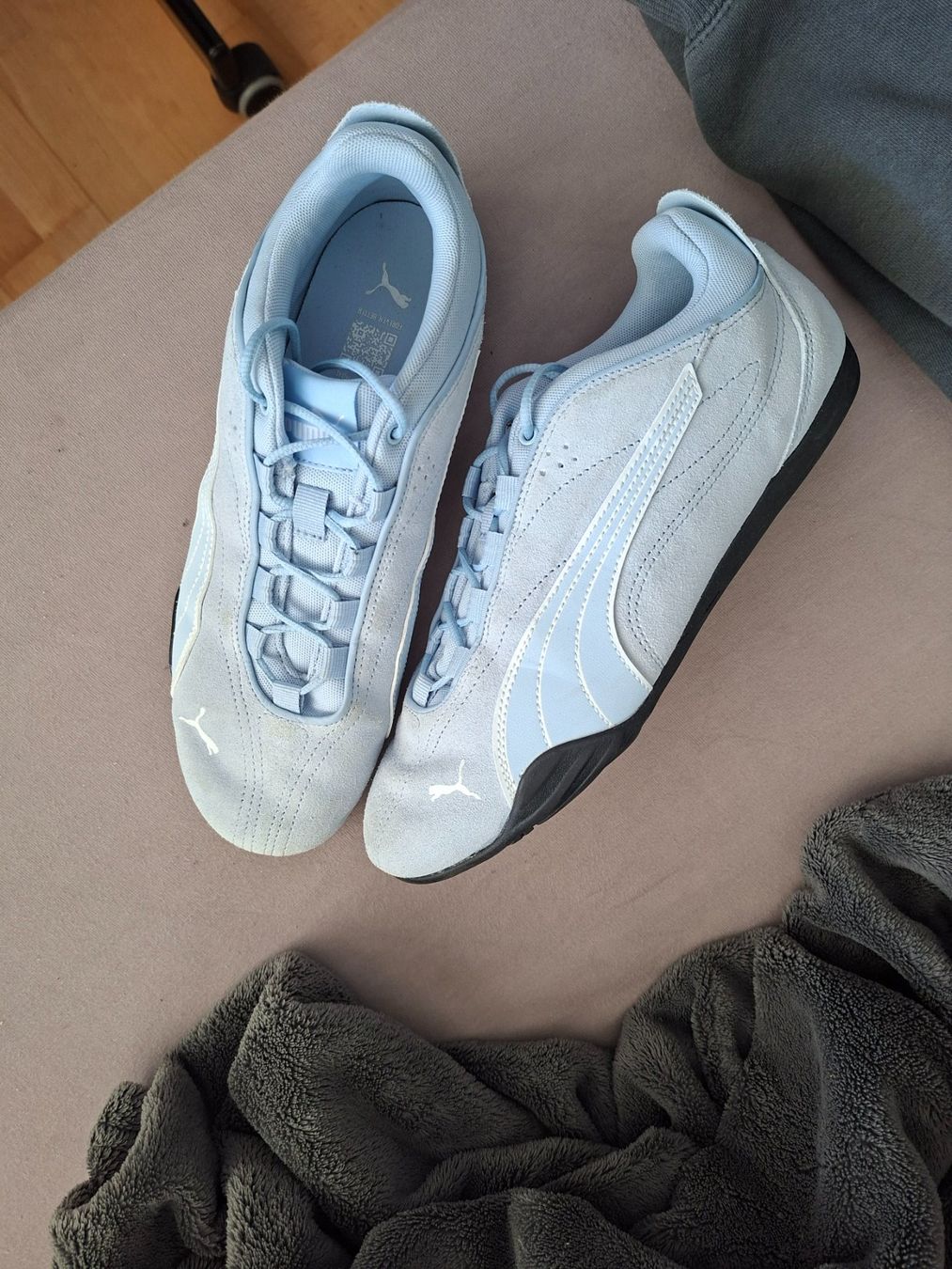 Puma Damenschuhe: Puma Sneakers – Neu (gemäss Beschreibung) aus Ruswil von wil_2jkd
