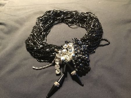 Modischer Halsschmuck von SHARRA PAGANO Milano