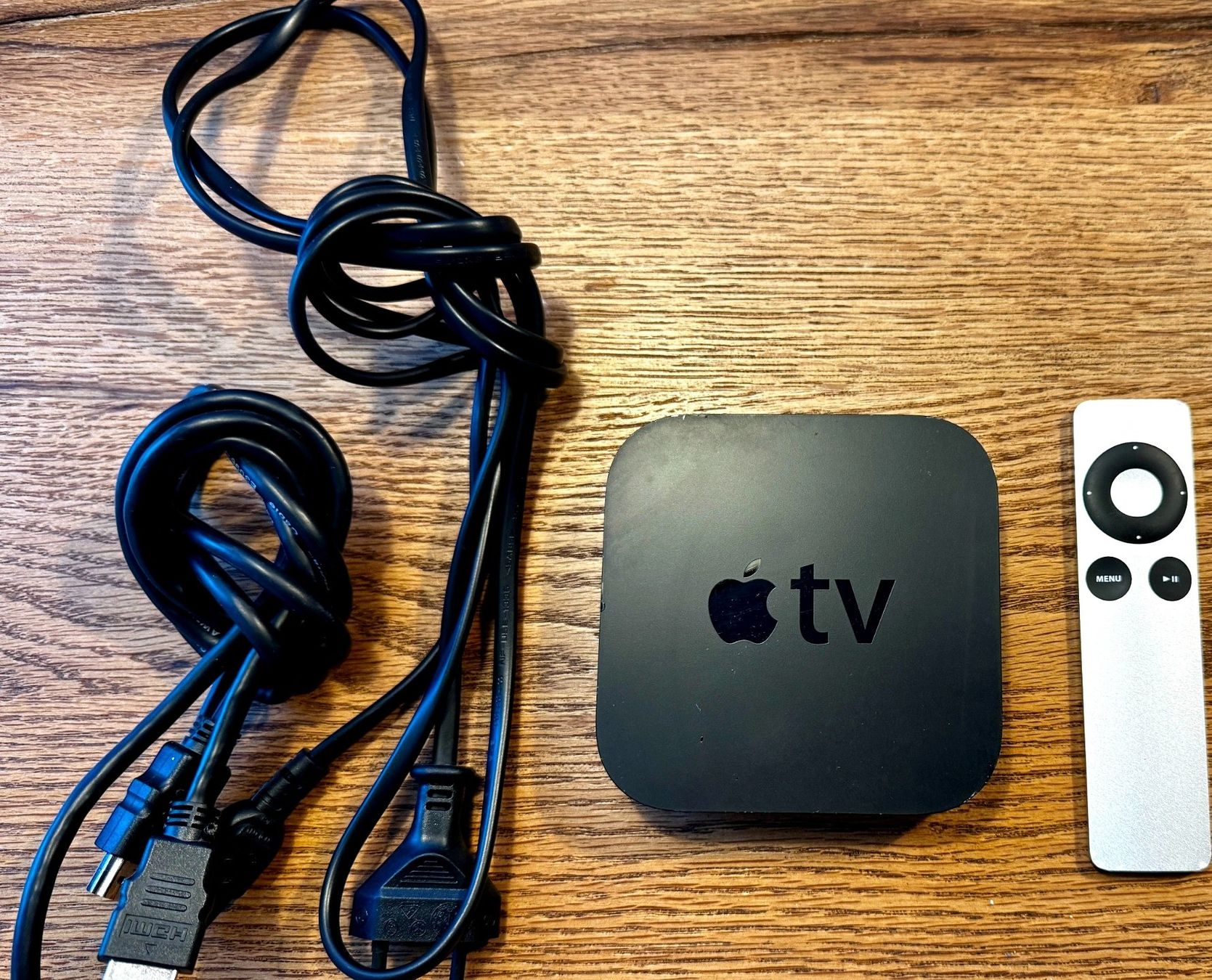 Apple Lettore multimediale & Streamer: Apple TV 3. Gen A1427 mit Remote & Kabeln – Usato da Aarau venduto da swue