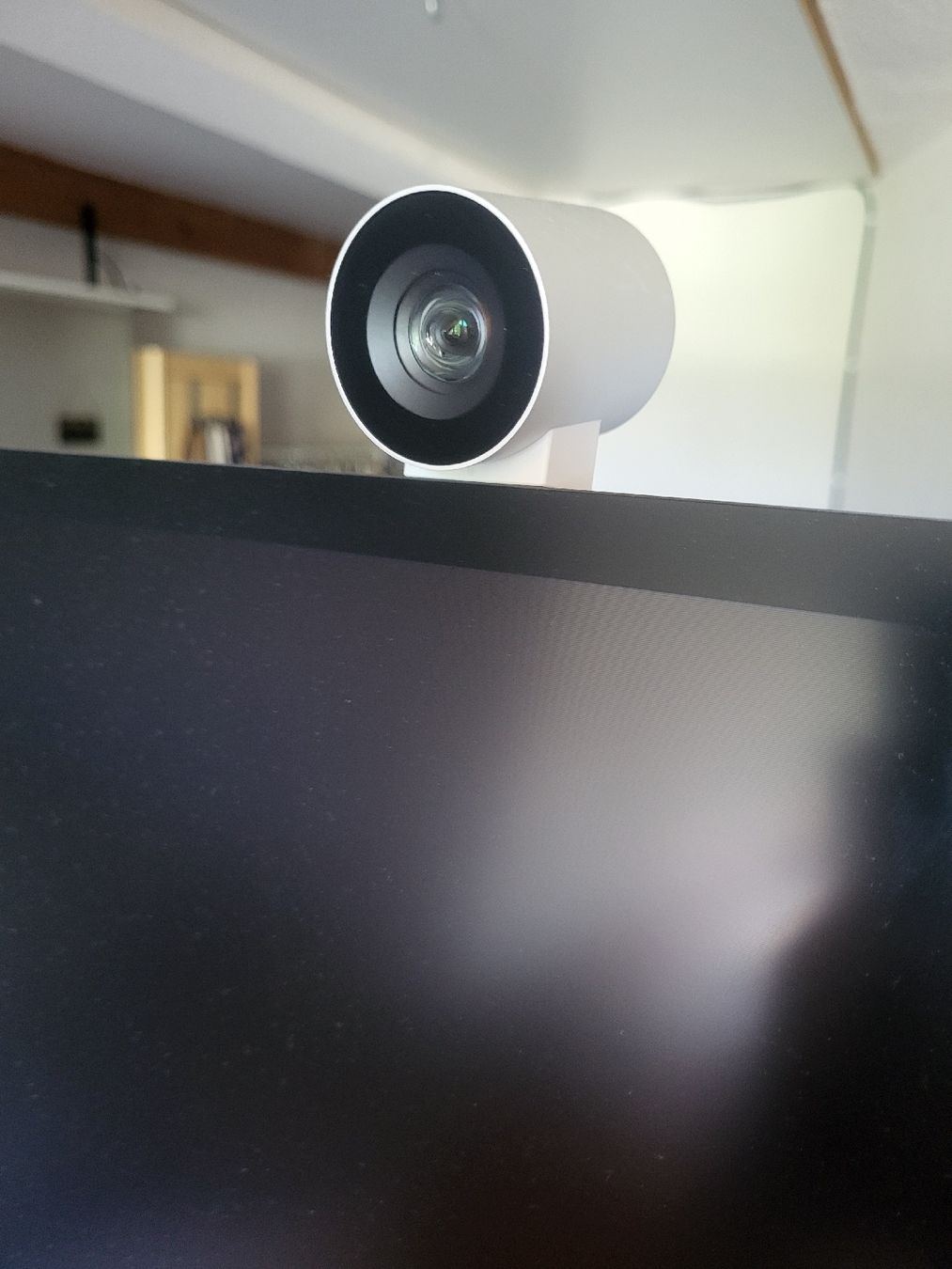 Hub & Switch: Microsoft Surface Hub 2S 50" inkl. Rollständer,Kamera,Stift – Usato da Uster venduto da kia_2vxp 2