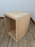 Nachttisch/Hocker aus Holz