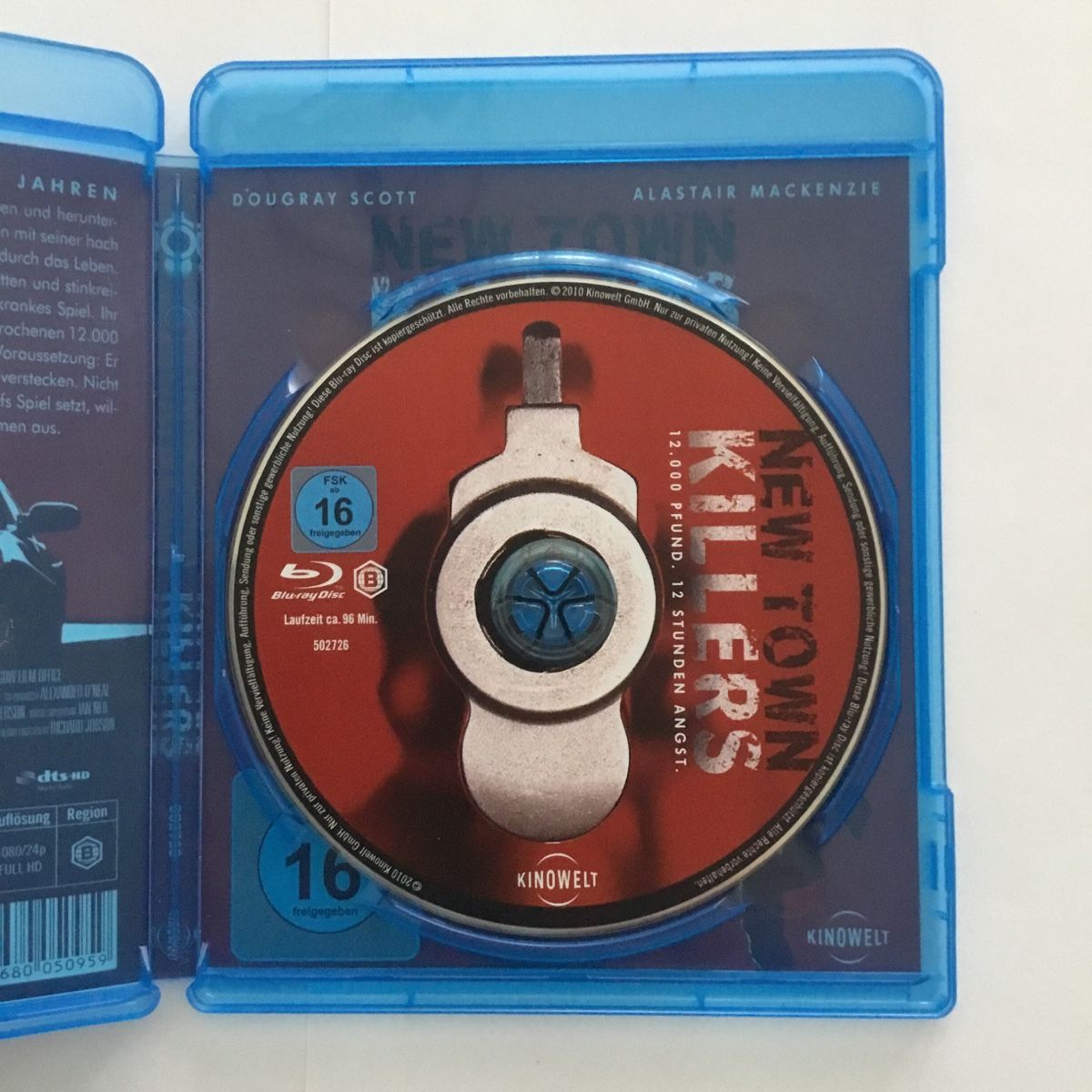 Tutti i DVDs: New Town Killers Blu Ray – Nuovo (secondo la descrizione) da Blauen venduto da berlingo65 2