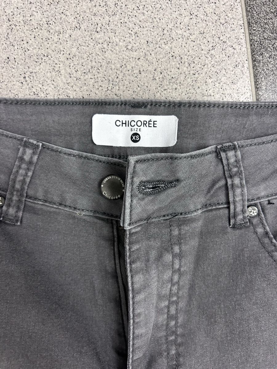 Pantaloni: Neue Damenhose CHICORÉE in Grösse XS – Nuovo (secondo la descrizione) da Wohlen b. Bern venduto da Beppe99 2