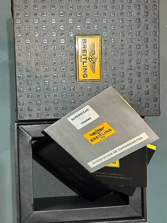 Breitling Orologi: Breitling Superocean Chonograph M2000  Top Zustand – Usato da Schwerzenbach venduto da bub_hk6z 1