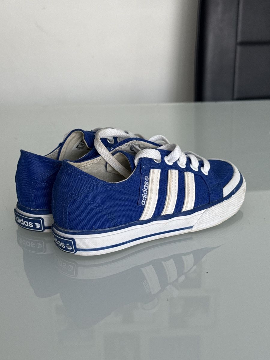 Adidas Scarpe per ragazzi: Adidas sneakers – Usato da Thalwil venduto da perulina