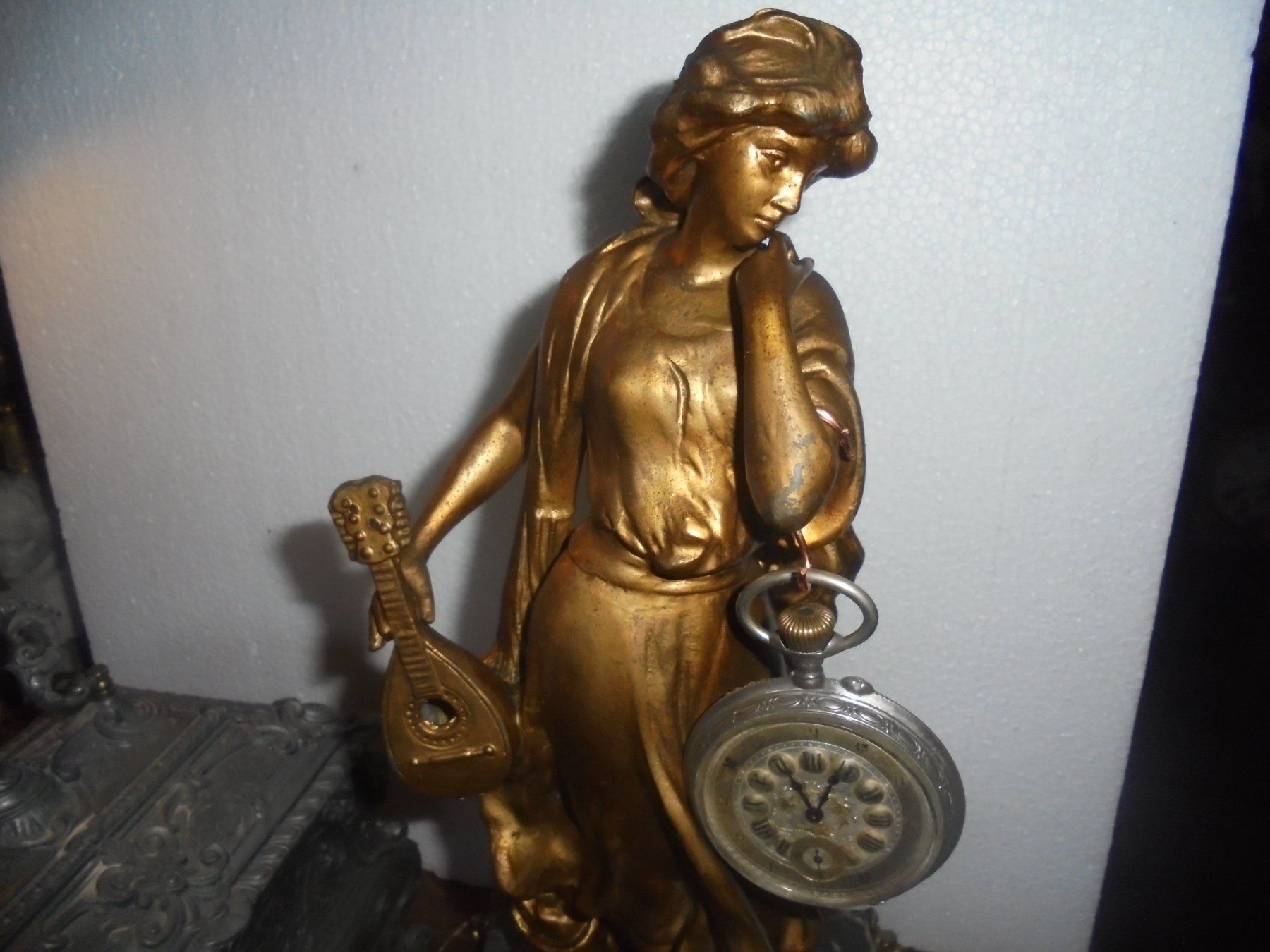 Altri accessori per orologi: Antike, grosse Figur als Taschenuhrenständer ca. 1930 – Usato da Camorino venduto da Hunpete 1