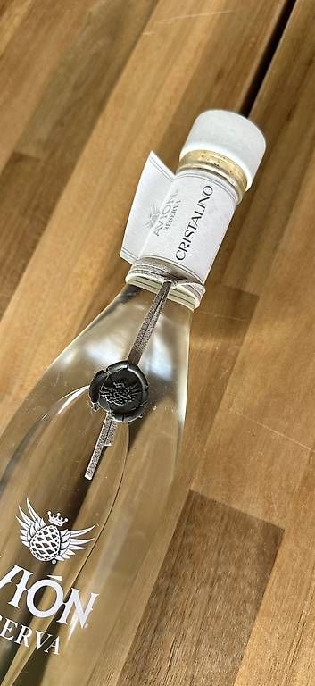 Spirituosen: Tequila Avion Reserva – Gebraucht aus Pully von ant_klw6 1