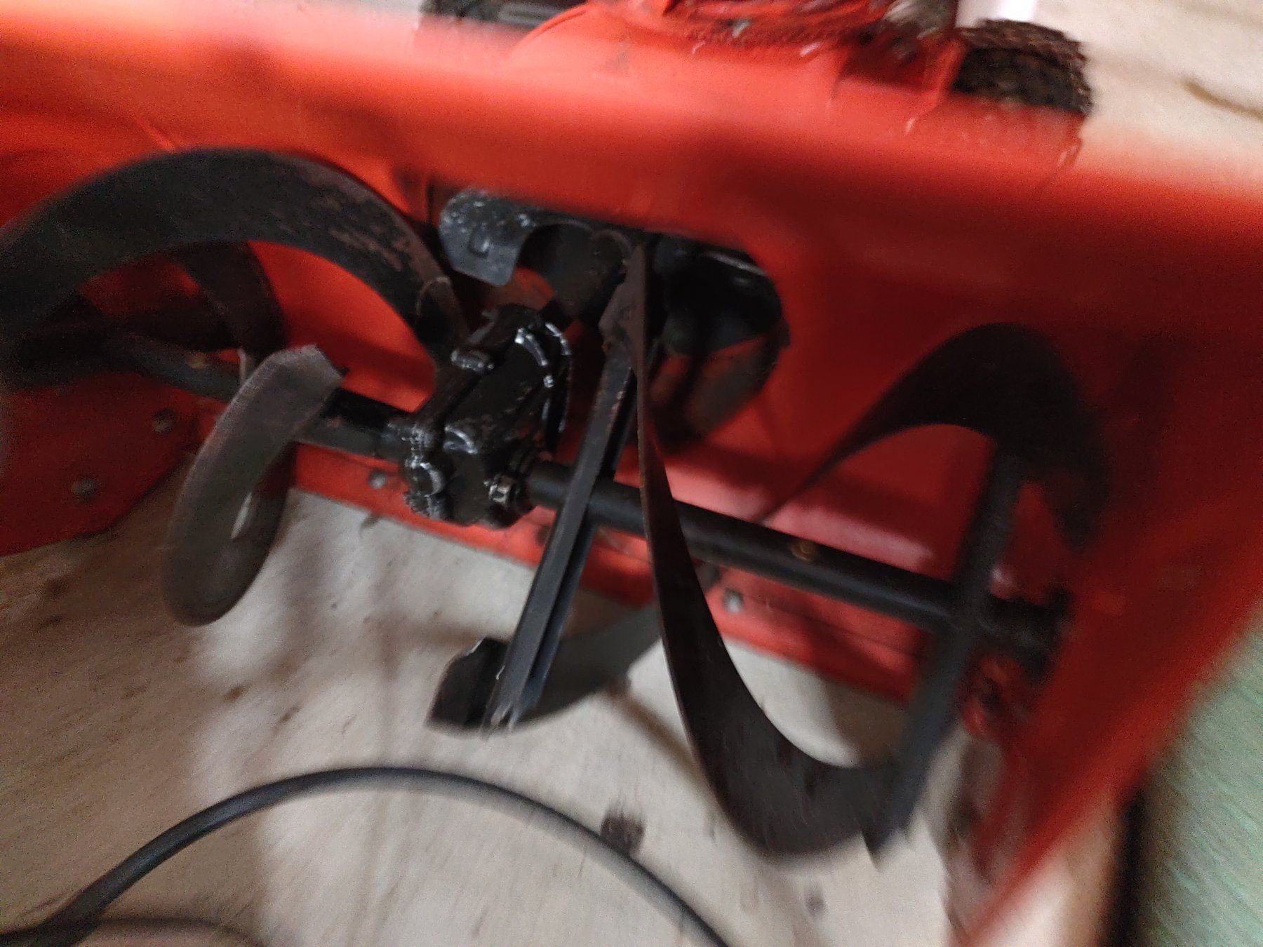 Toutes les machines: Ariens Schneefräse ST 504 – D'occasion à Langenbruck par Gumsi 4