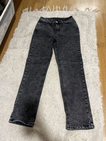 Pantalon gris foncé