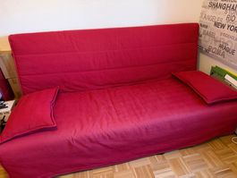 Bett/ Sofa/ Bettsofa (IKEA)  Rot