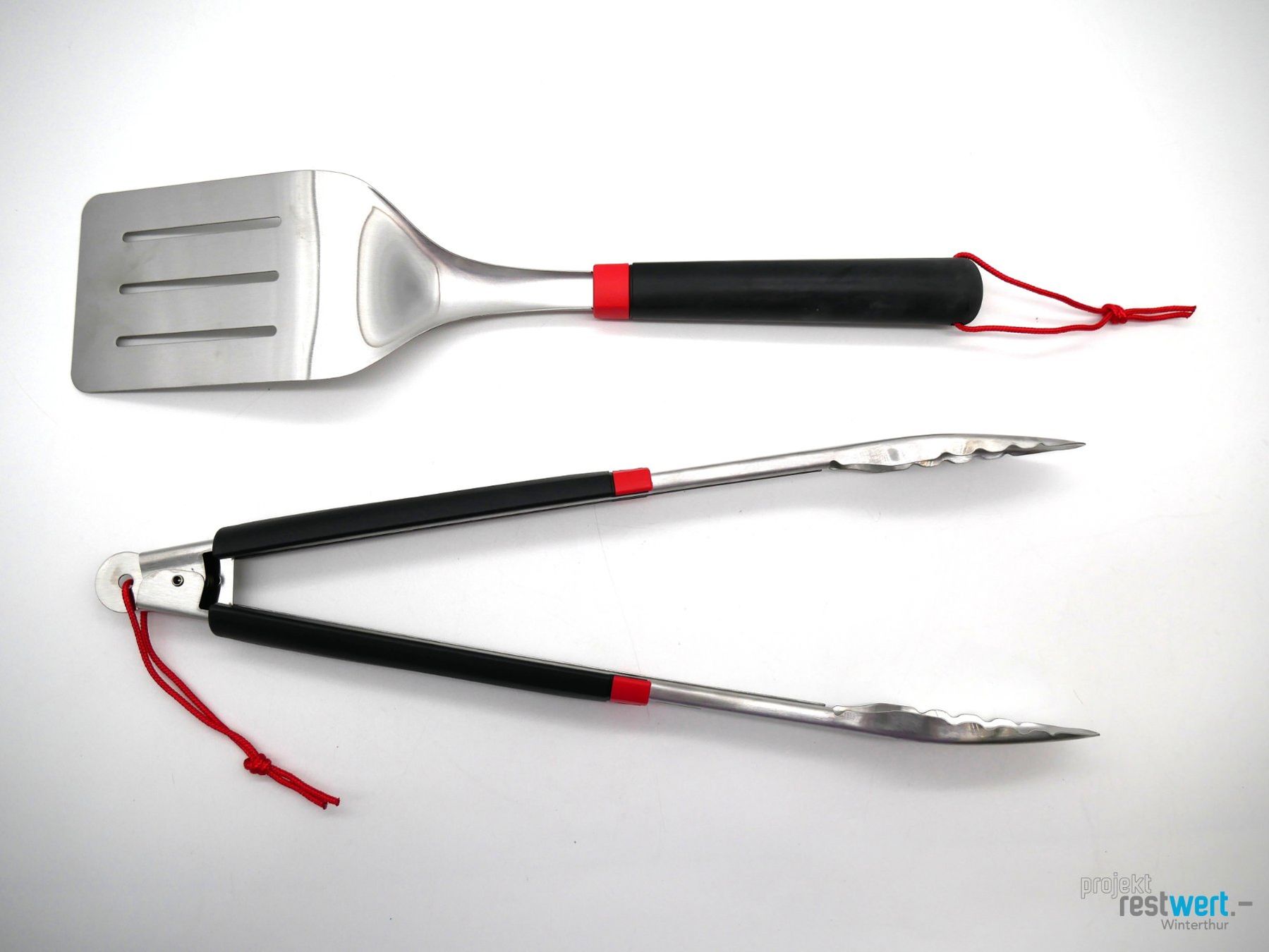Set di posate: WEBER Grillbesteck, 2-teilig – Nuovo (secondo la descrizione) da Winterthur venduto da Restwert_Winterthur 1