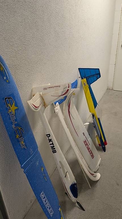 Kit di modellismo & Modellini statici: Diverse Modellflieger – Usato da Toffen venduto da gud_9xtm 1