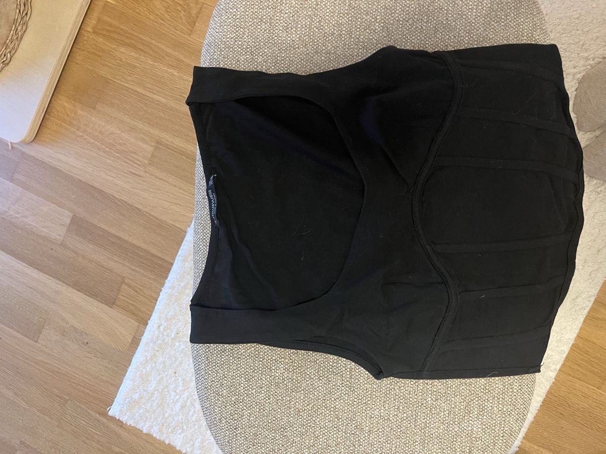 Lots de vêtements: Top Set Schwarz/ S/M – D'occasion à Kriegstetten par Musli15 2