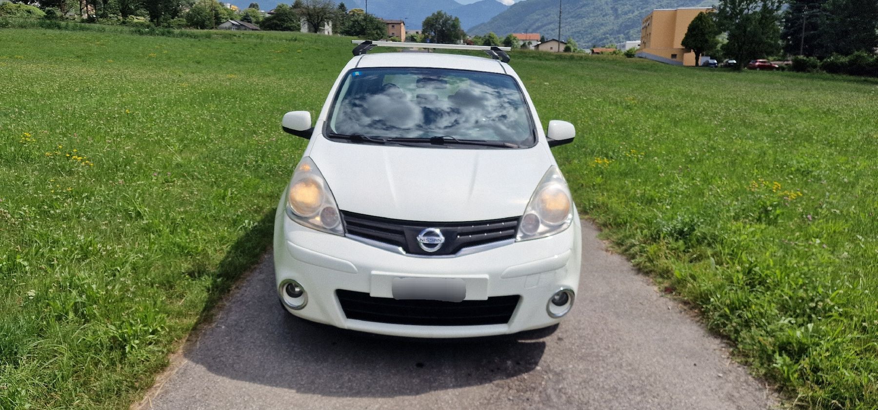 Nissan Automobili: Nissan Note 1.4i – Usato da Giubiasco venduto da AUTOTECNICA 1