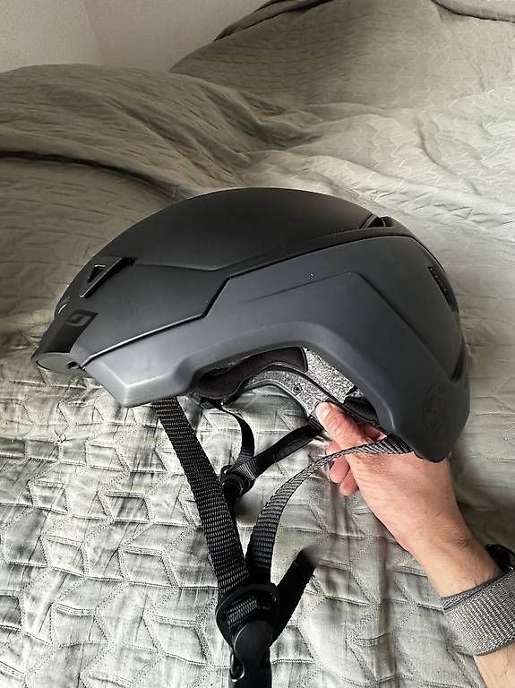 Julbo Caschi: julbo peak lt helm 58-60cm – Usato da Zürich venduto da gontmat 2
