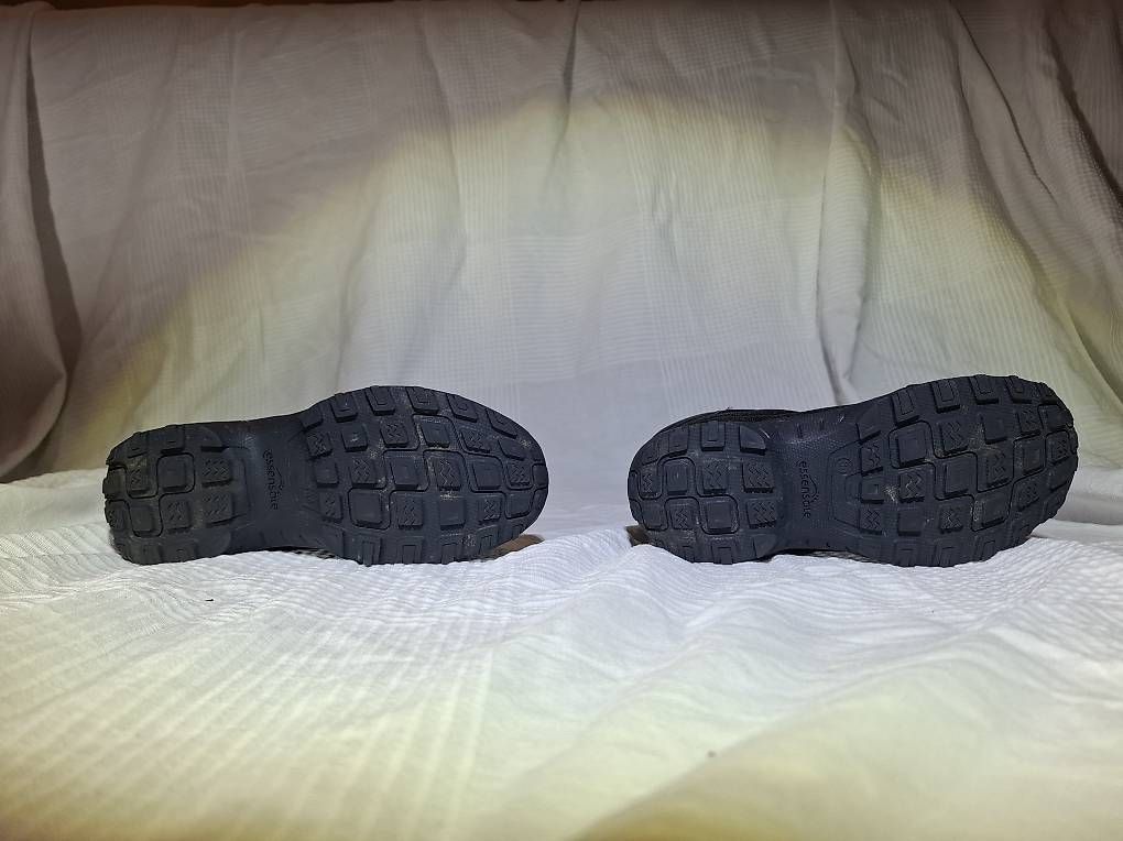 Scarpe per ragazzi: Winterstiefel Dekathlon QUECHUA SH100 Gr. 34 – Usato da Greifensee venduto da Timerons 4