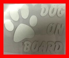 Autosticker Dog on Board Weiss Hund Hund Aufkleber Warnung
