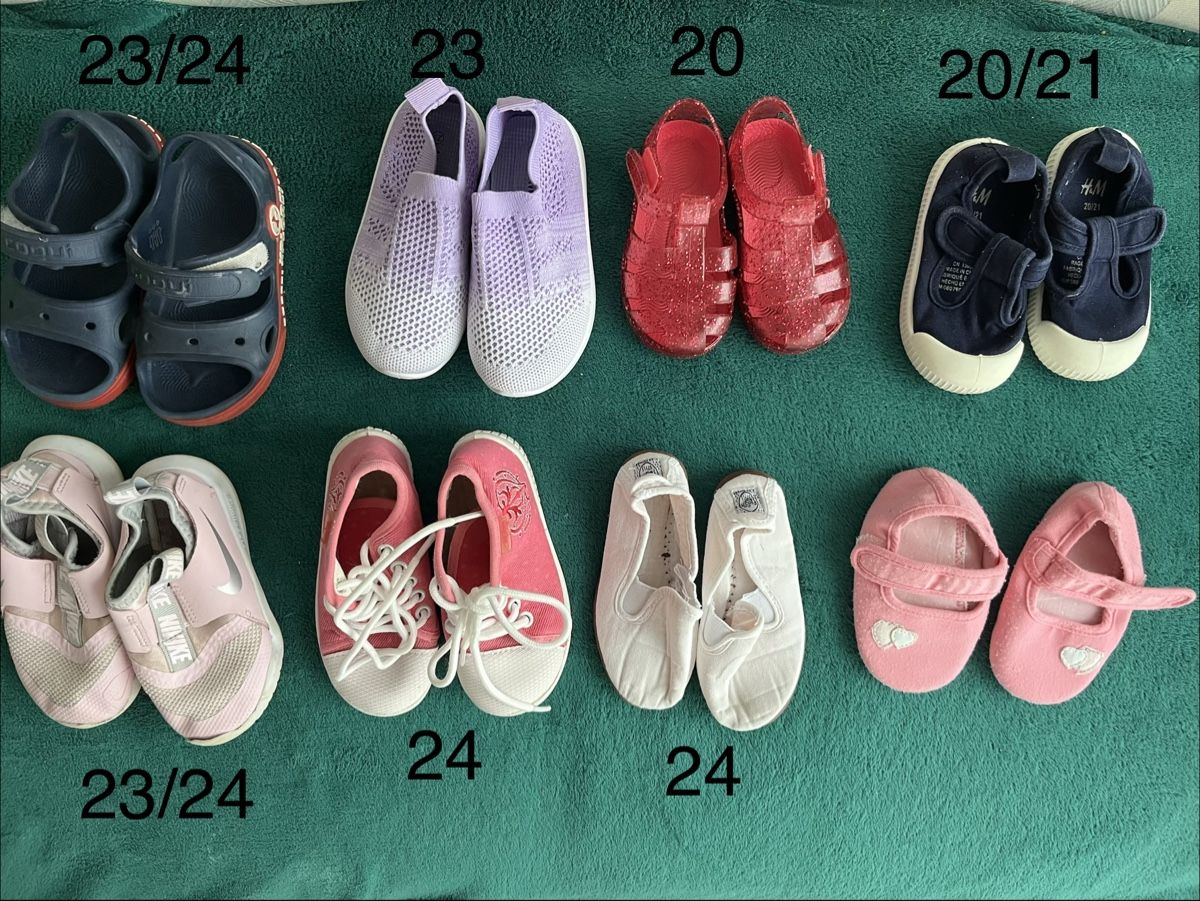 Scarpe per ragazzi: Kids' Summer Shoes Bundle - Sizes 20-24 - Great Value! – Usato da Baar venduto da j_m_66hm