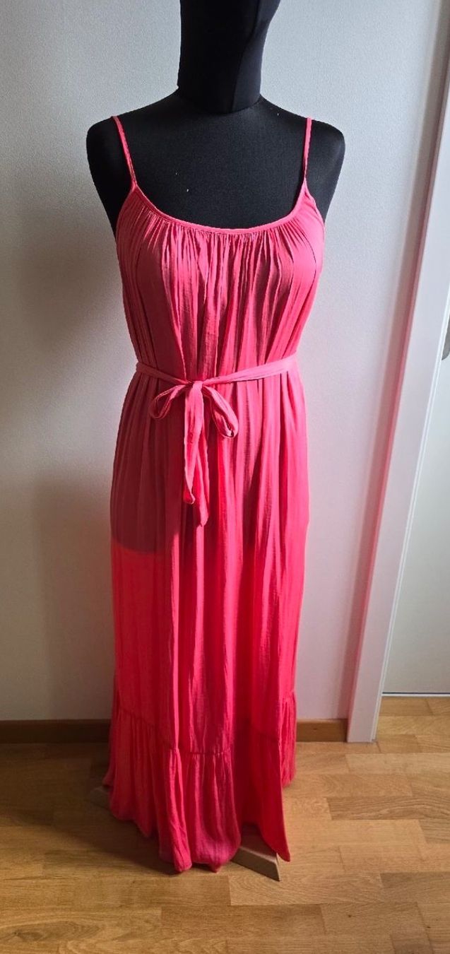 Oysho Kleider: Oysho Kleid in Rosa Farbe Gr.M – Neu (gemäss Beschreibung) aus Zumikon von NG_79 1