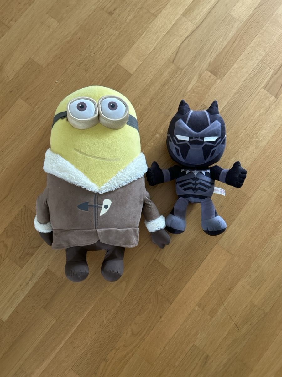 Spielzeuge: Minions und Black Panther Plüschtier – Gebraucht aus Rothrist von Duri03041980