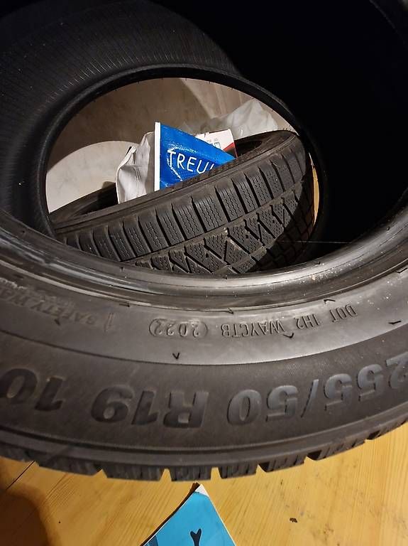 Pneumatici & Ruote complete: 255/50R19 107V Kuhmo Winterpneu – Usato da Chur venduto da fla_tzr8