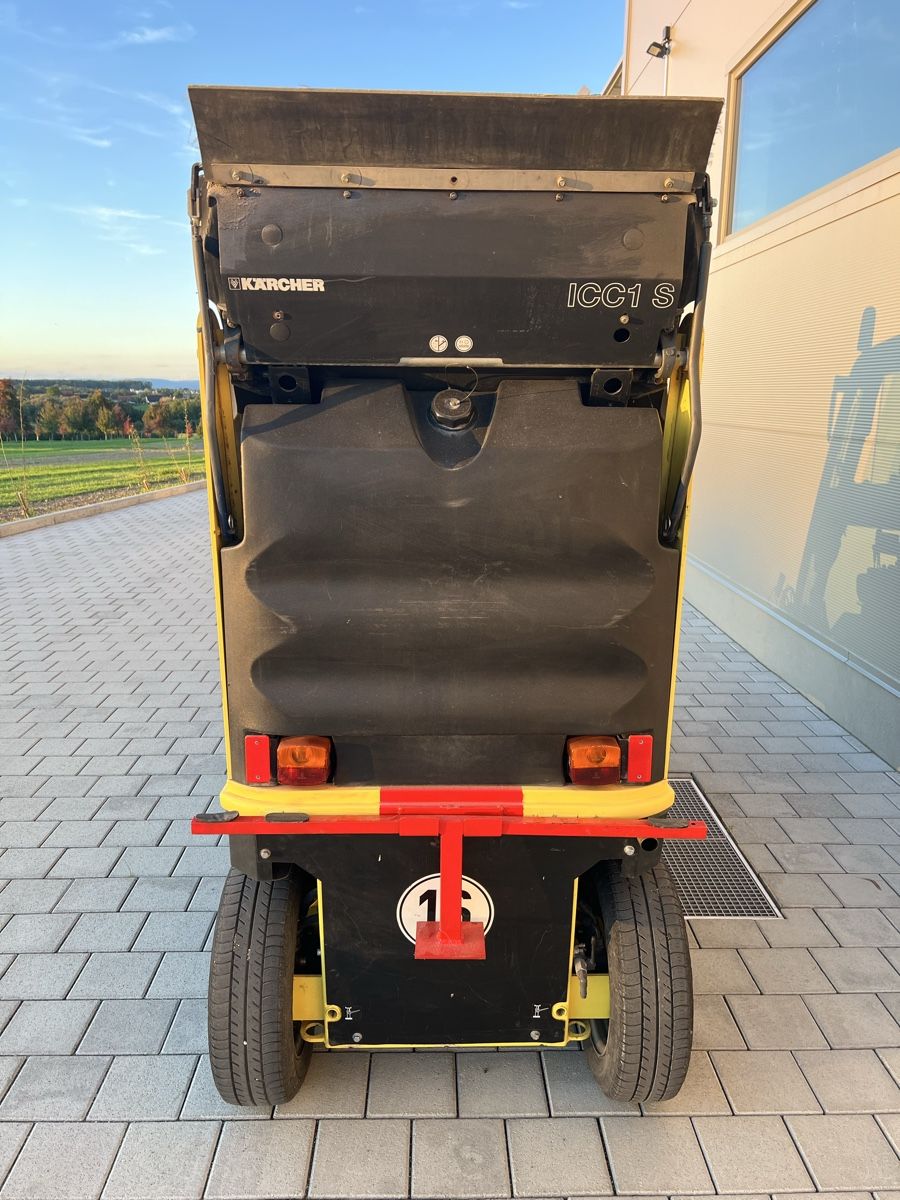 Kärcher Alle Maschinen: Kärcher Strassenwischmaschine – Gebraucht aus Hefenhofen von saturno56 6