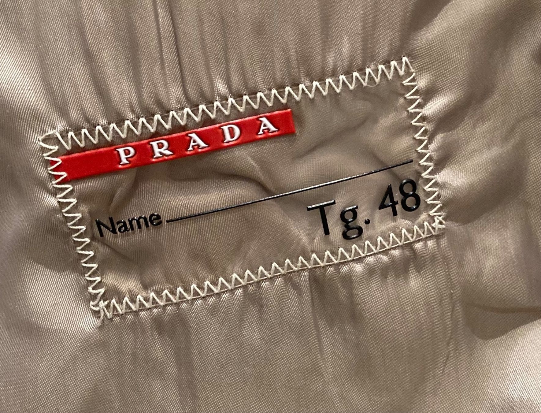 Prada Cappotti: Prada TRENCH,  I 48,CH44 – Usato da Paradiso venduto da Kayakara 4