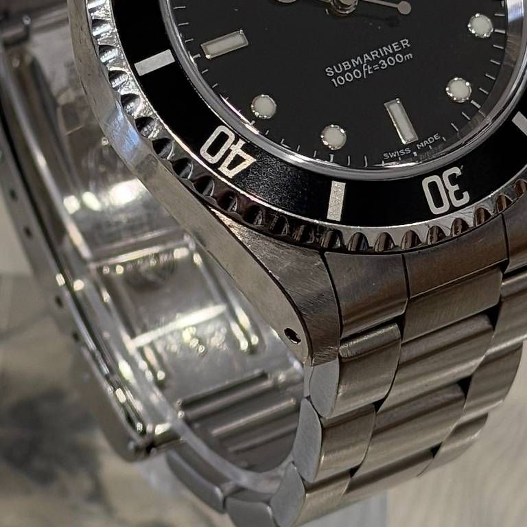 Uhren: Rolex Submariner 14060 – Gebraucht aus Genève von minty.watches 4