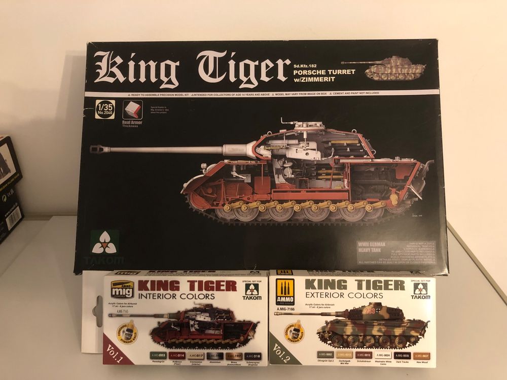 King Tiger Porsche Turret w/Zimmerit et Full interior 1/35 | Kaufen auf ...