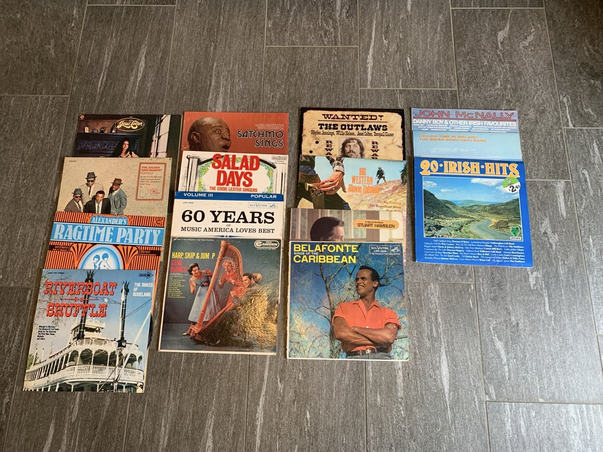 Schallplatten: Schallplattenkonvolut – Defekt aus Füllinsdorf von schja3