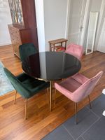 Runder Esstisch + 4 Samt-Stühle | Schwarz/Gold | Grün & Rosa