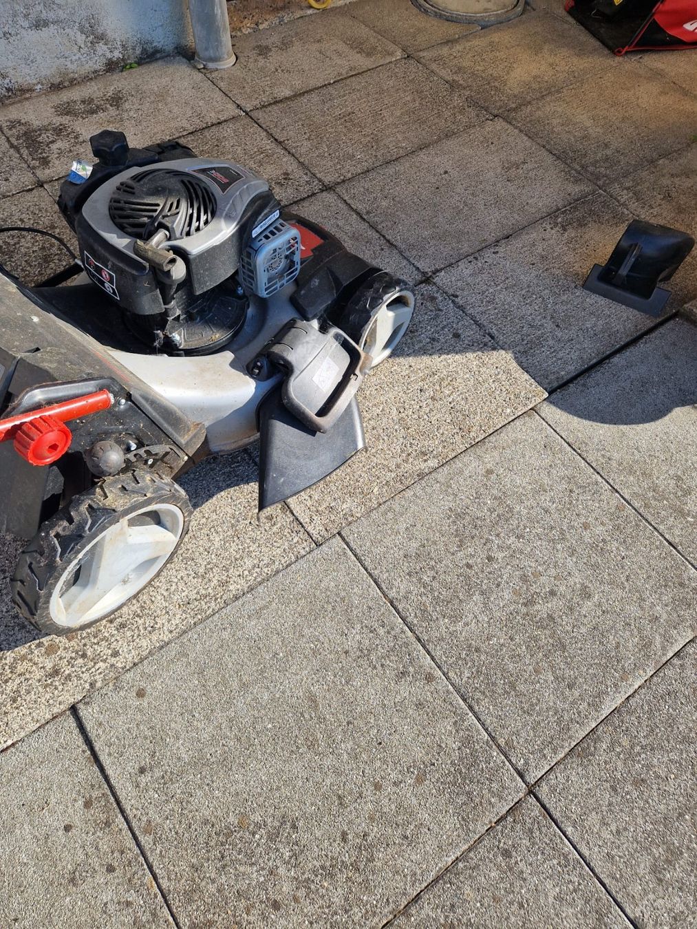 Tondeuses à gazon: Garda Benzinrasenmäher mit Antrieb – D'occasion à Schöftland par sil_bn9x 8