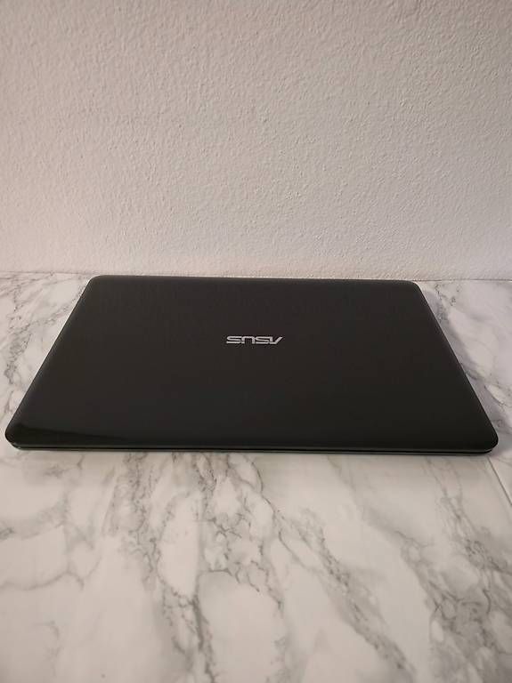 Asus Notebook: ASUS - Intel i3 - 16GB RAM - SSD - HDD – Usato da Renens VD venduto da MTD2211 3